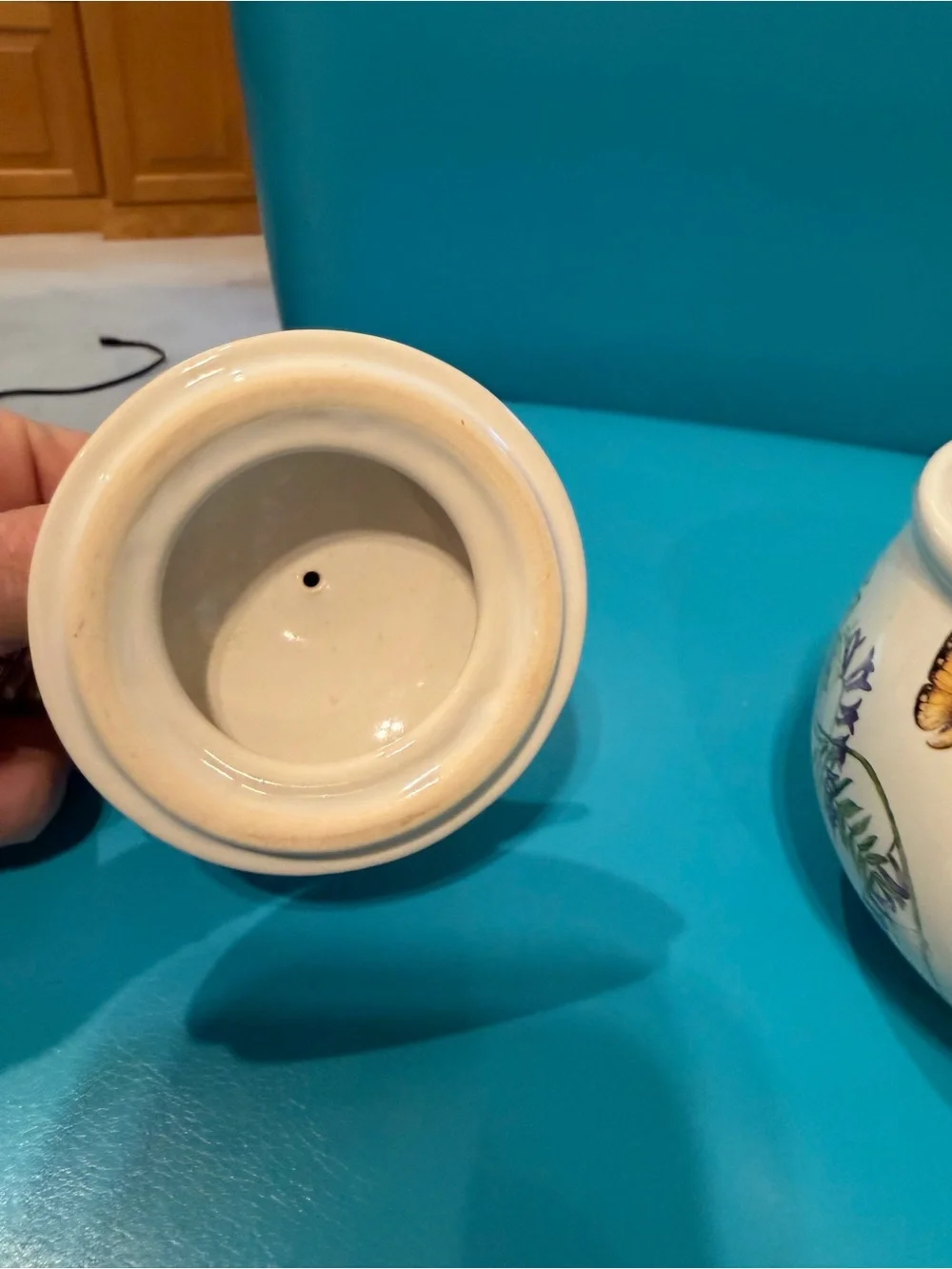 Creamer and Sugar Set with Bird Lid in Floral White
